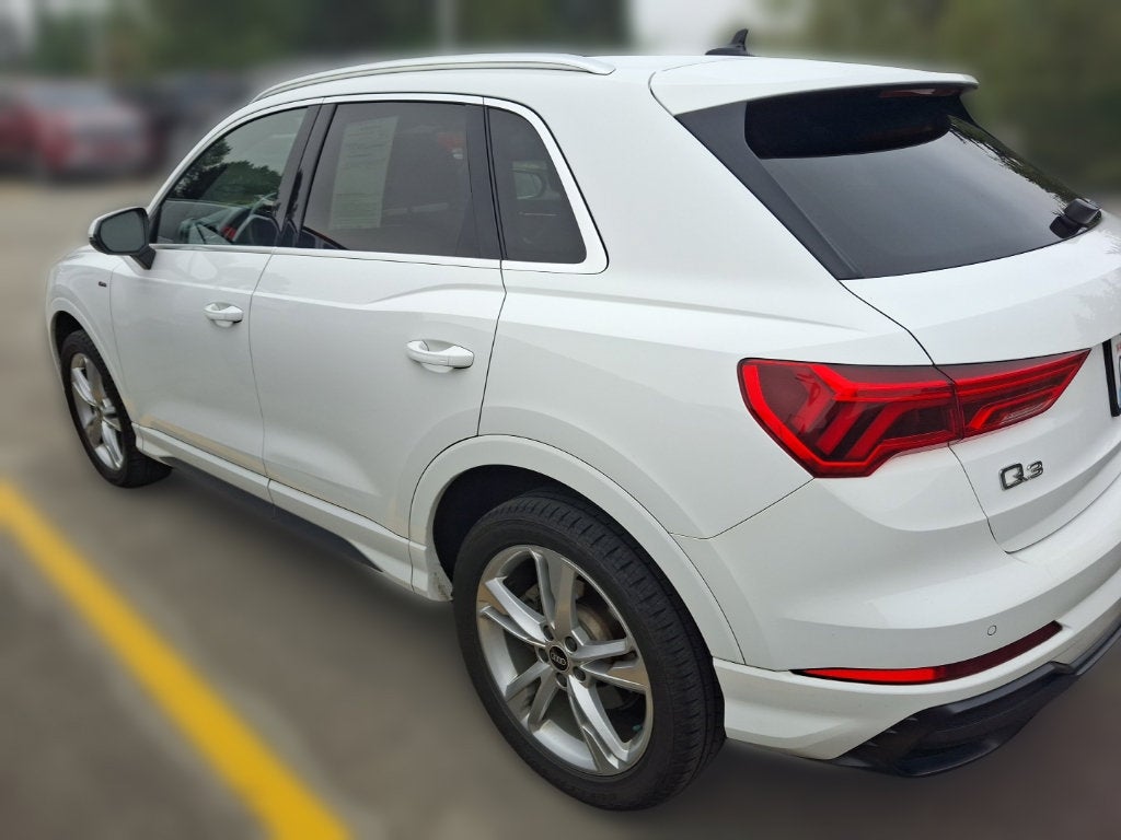 2021 Audi Q3 Premium Plus 45 TFSI S line quattro Tiptronic