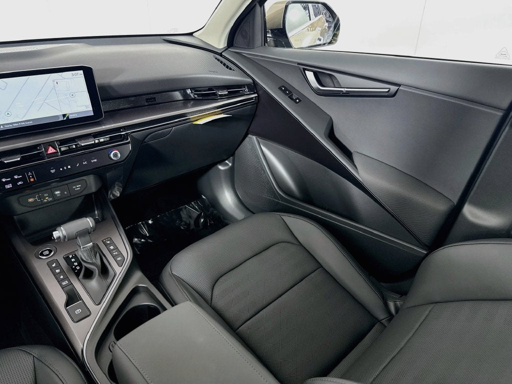 2027 Kia Niro SX